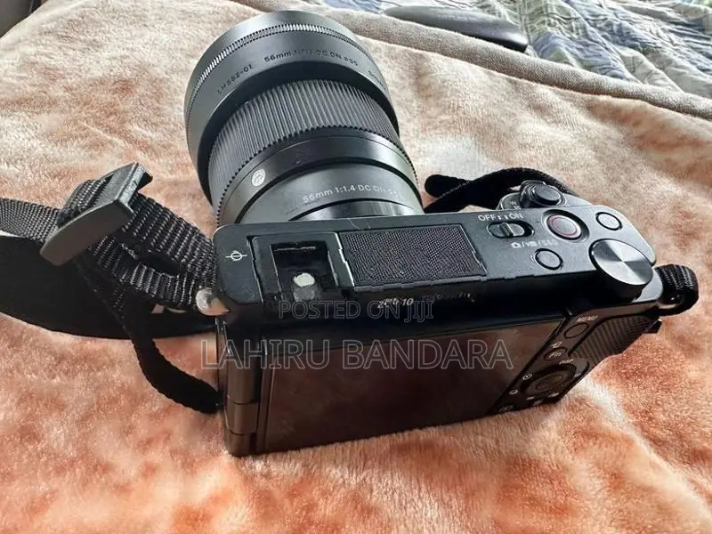 Sony ZV-E10 Mirrorless Camera