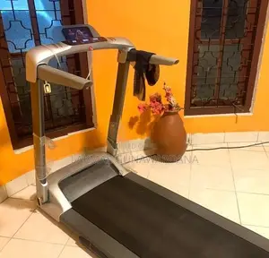 Branded Tredmill OVICX Q2 (Used)