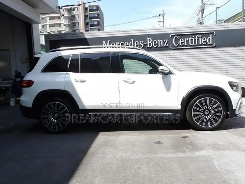 Mercedes Benz GLB AMGLine 2025