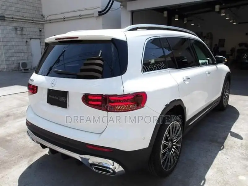 Mercedes Benz GLB AMGLine 2025