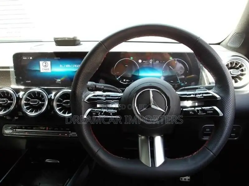 Mercedes Benz GLB AMGLine 2025