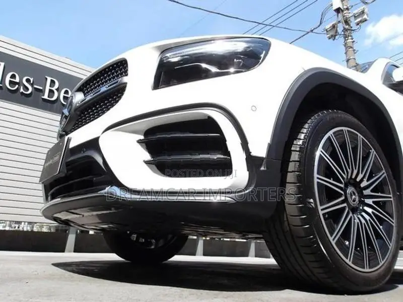 Mercedes Benz GLB AMGLine 2025
