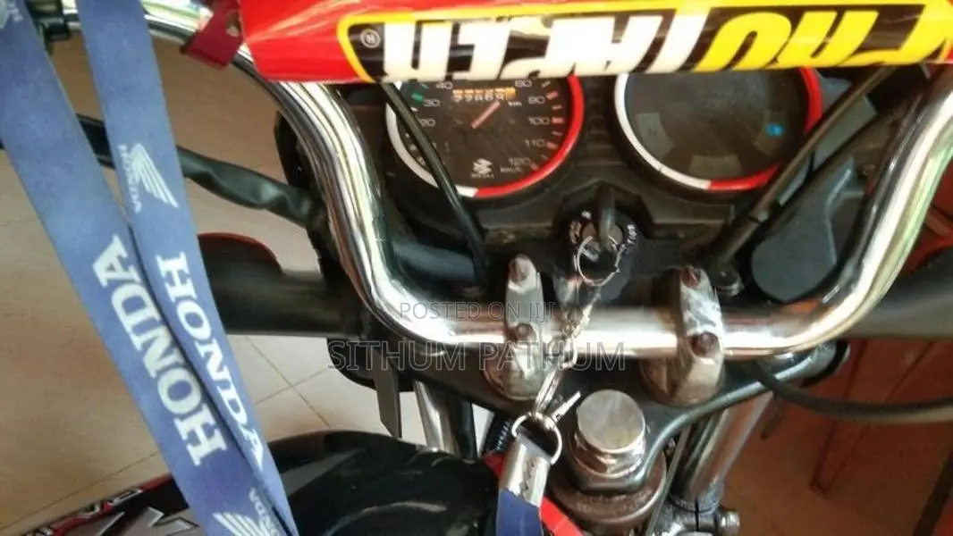 Bajaj CT100 2006