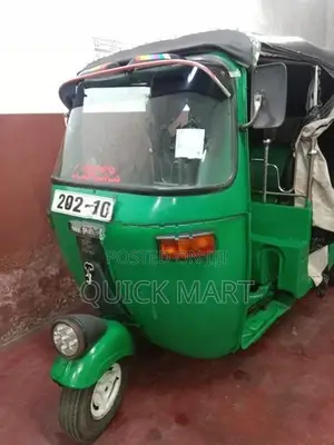 Bajaj RE 2001