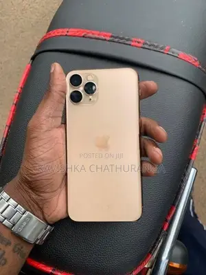 Apple iPhone 11 Pro 256GB (Used)