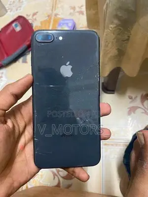 Apple iPhone 8 Plus (Used)
