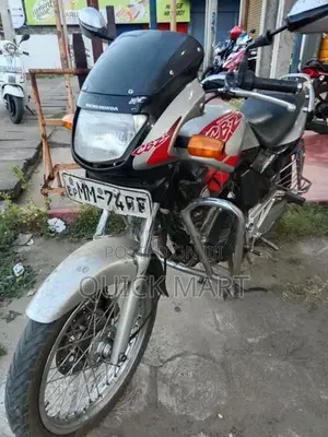 Hero CBZ 2006