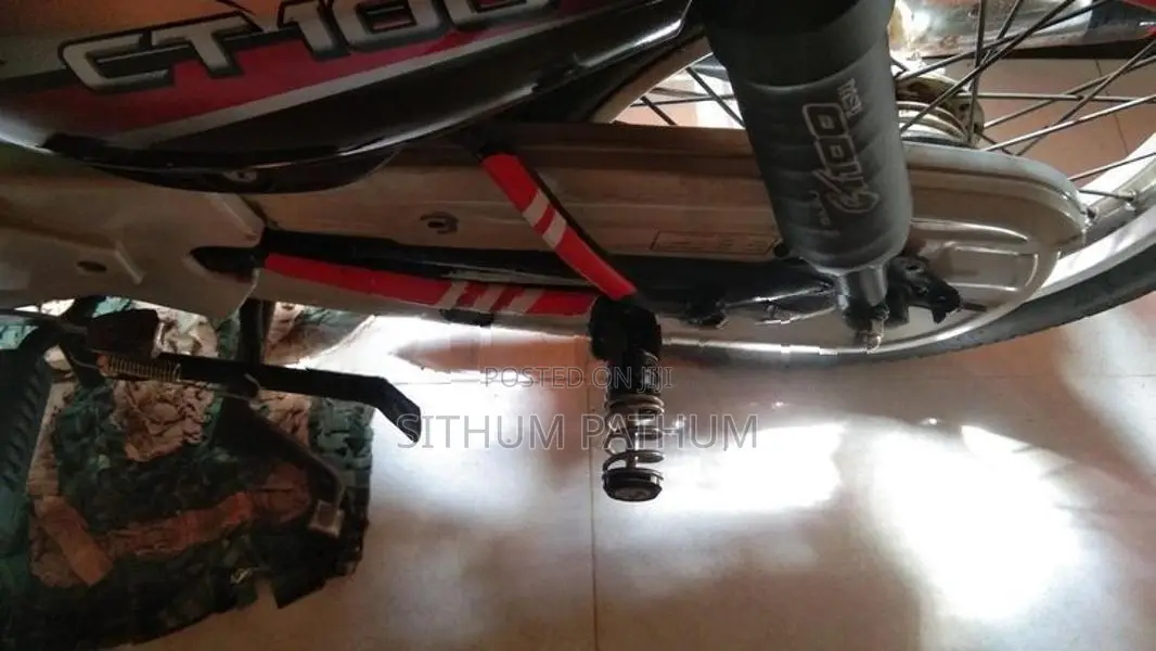 Bajaj CT100 2006