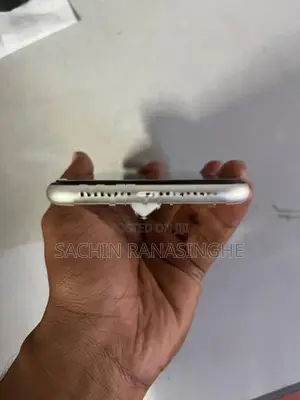 Apple iPhone 11 (Used)