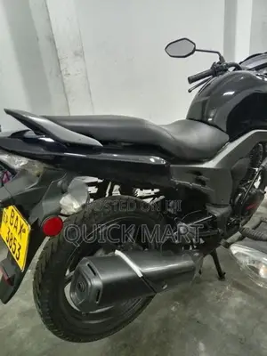 Honda CB Trigger 2014