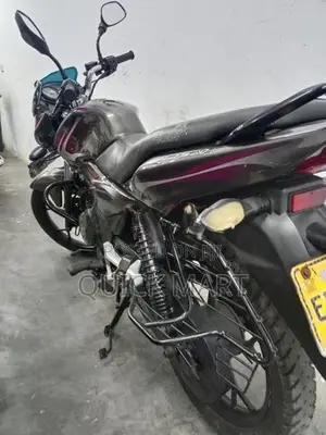 Bajaj Discover 125 2016