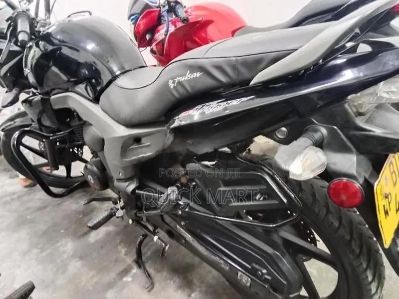 Honda CB Trigger 2016