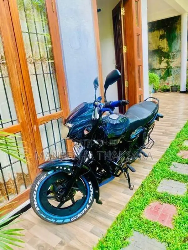 Bajaj Discover 2007