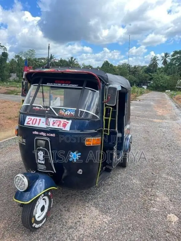 Bajaj RE 1996
