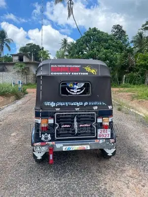 Bajaj RE 1996
