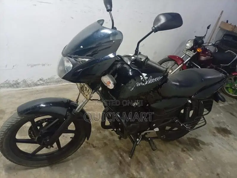Bajaj Pulsar 180 2007