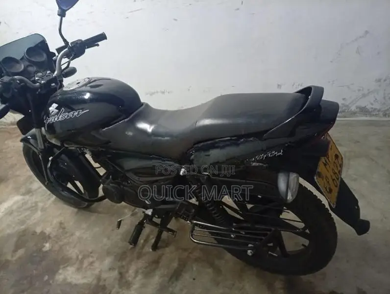 Bajaj Pulsar 180 2007