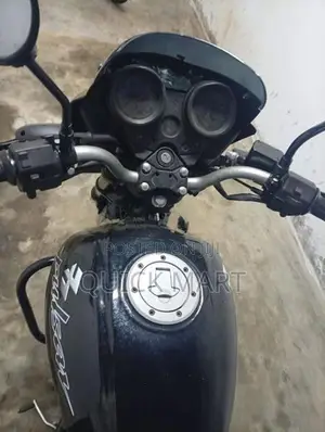 Bajaj Pulsar 180 2007