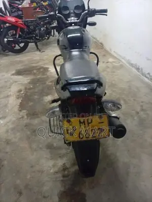 Bajaj Pulsar 180 2007
