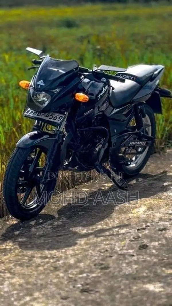 Bajaj Pulsar 180 2010