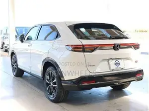 Honda Vezel RS Premium 2026