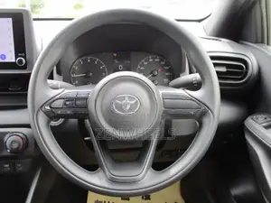 Toyota Yaris X 2026