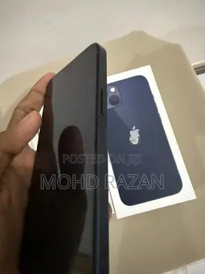 Apple iPhone 13 (Used)