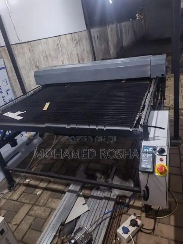 100W Co2 Laser Cutting Machine
