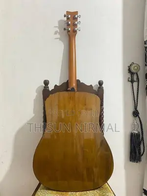 Yamaha F600 Acoustic Guitar