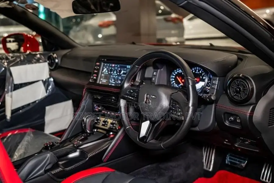 Nissan GT-R RECARO EDITION 2025