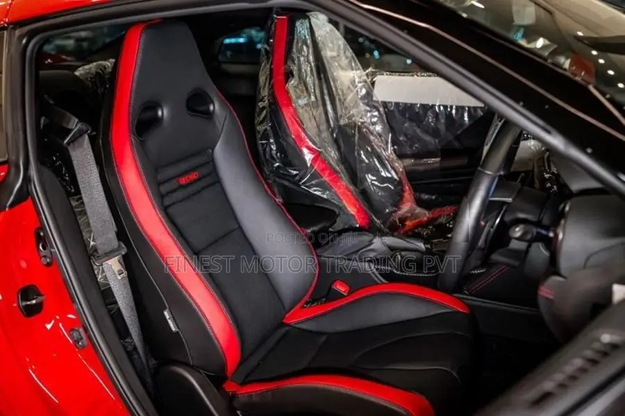 Nissan GT-R RECARO EDITION 2025