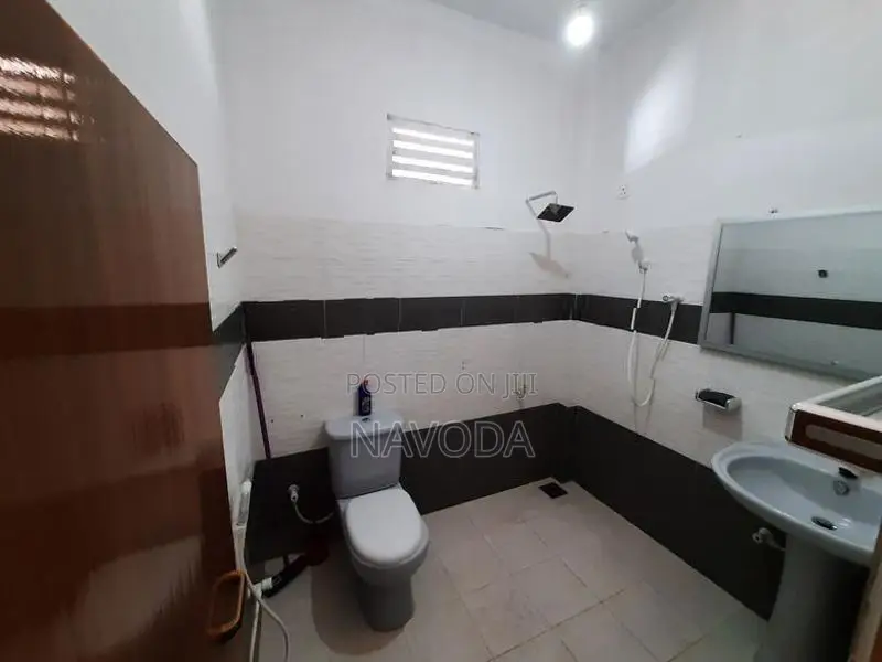 Room for Rent in Peradeniya (ladies Only)