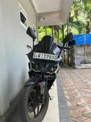Bajaj Pulsar RS200 2020
