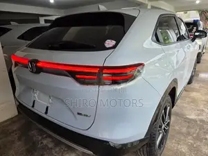 Honda Vezel ‍‍‍z Premium 2026
