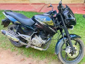Bajaj Pulsar 150 2017