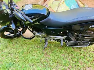 Bajaj Pulsar 150 2017