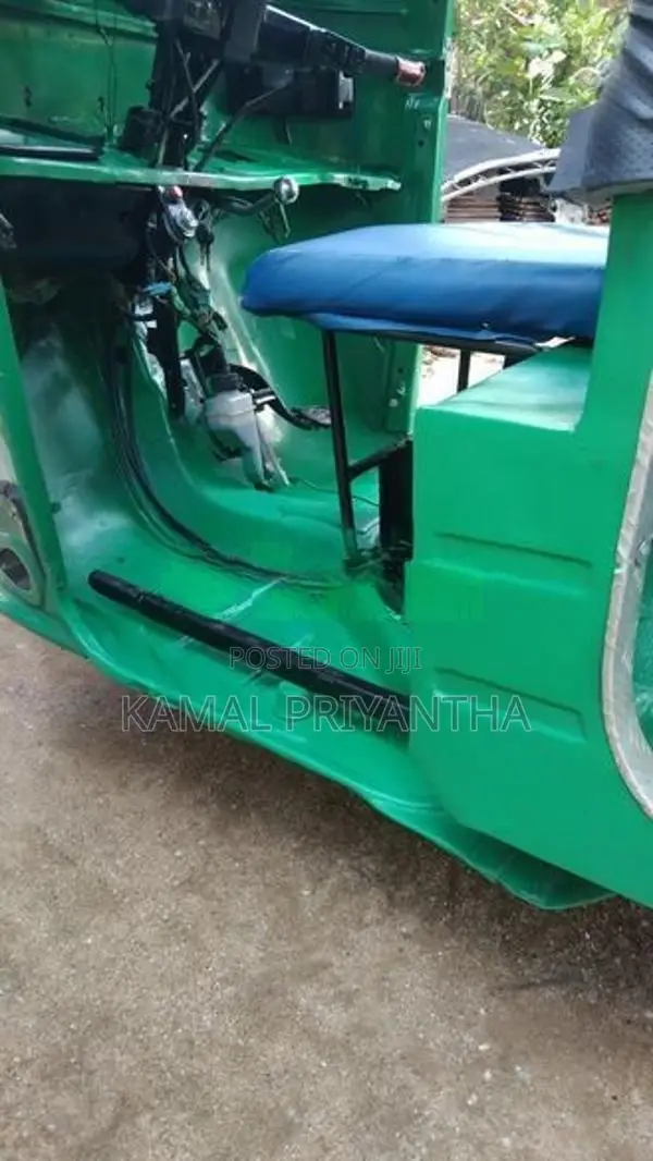 Bajaj RE Three Wheeler 2007