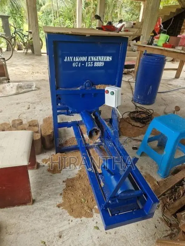 බිම්මල් Pot සාදන යන්ත්‍රය