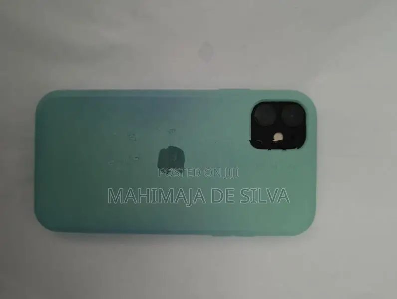 Apple iPhone 11 (Used)