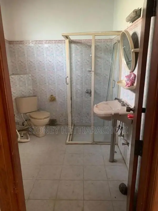 Upstair House for Rent in Ja-Ela