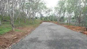 අහංගමින් බිම් කොටස්