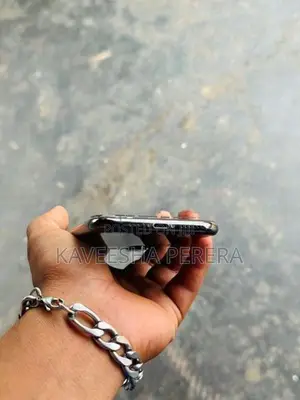 Apple iPhone XS (Used)