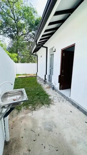 3 Bedroom House for Sale in Ja-Ela