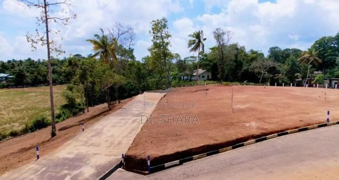 Kekanadura Lands for Sale