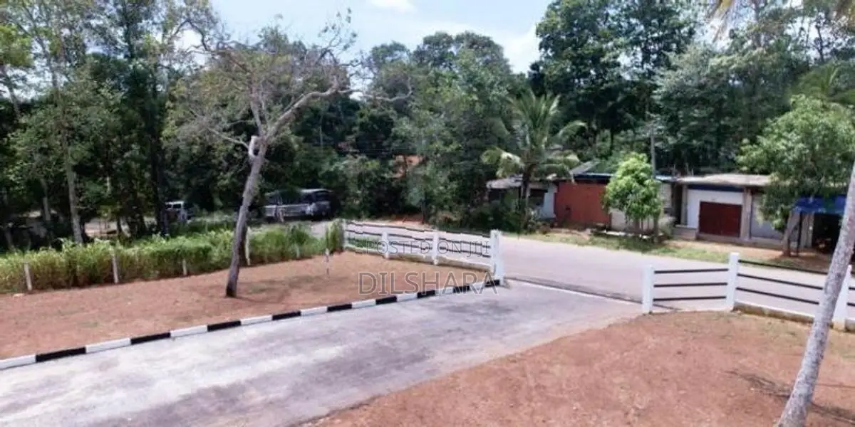 Kekanadura Lands for Sale