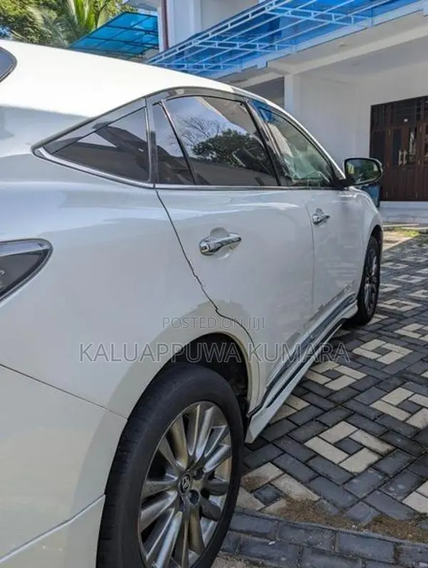 Toyota Harrier 2015