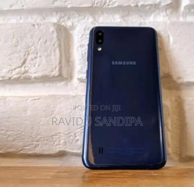 Samsung Galaxy M10 (Used)