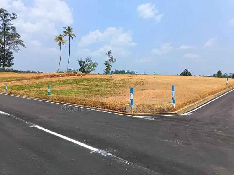 Land for sale in Homagama kiriwaththuduwa