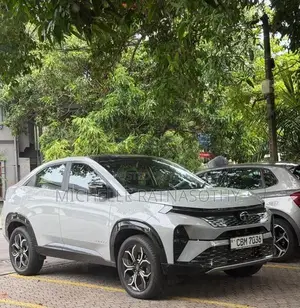 Tata Curvv 2025