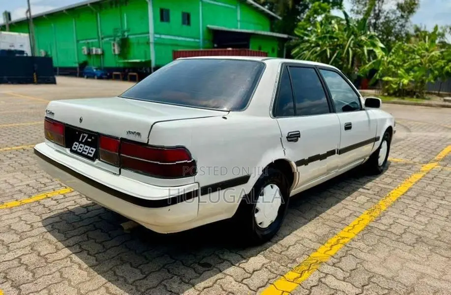 Toyota Corona Ex Saloon 1988